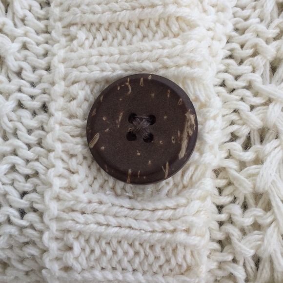 Decree Sweater, NWOT - Picture 5 of 5